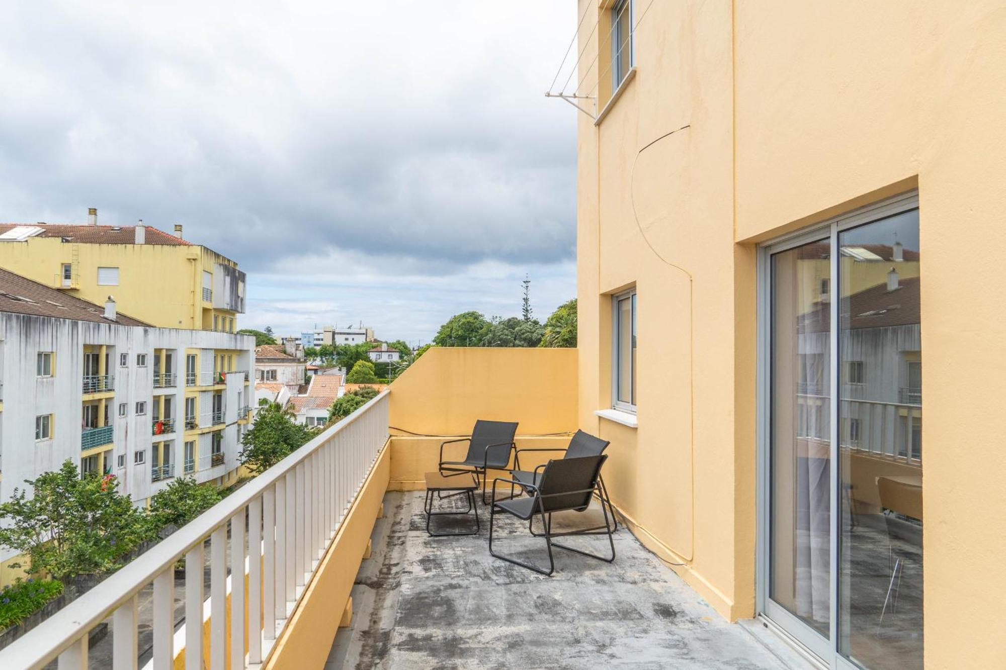 Apartamento Mae De Deus Понта-Делгада Экстерьер фото